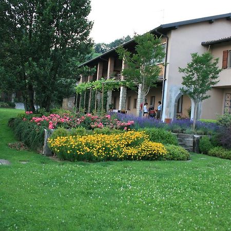 Bio&B Cascina Montebello Palazzago Exterior foto